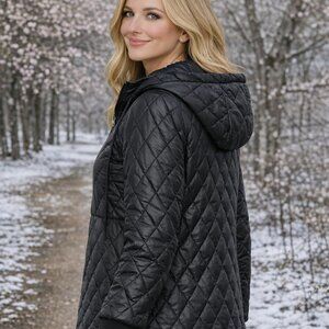 Unique Black Bubble Jacket by Taffi in Poland (E11)